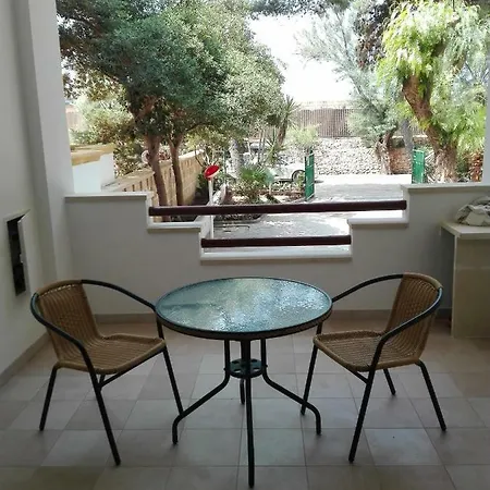 Cinzia Apartment *